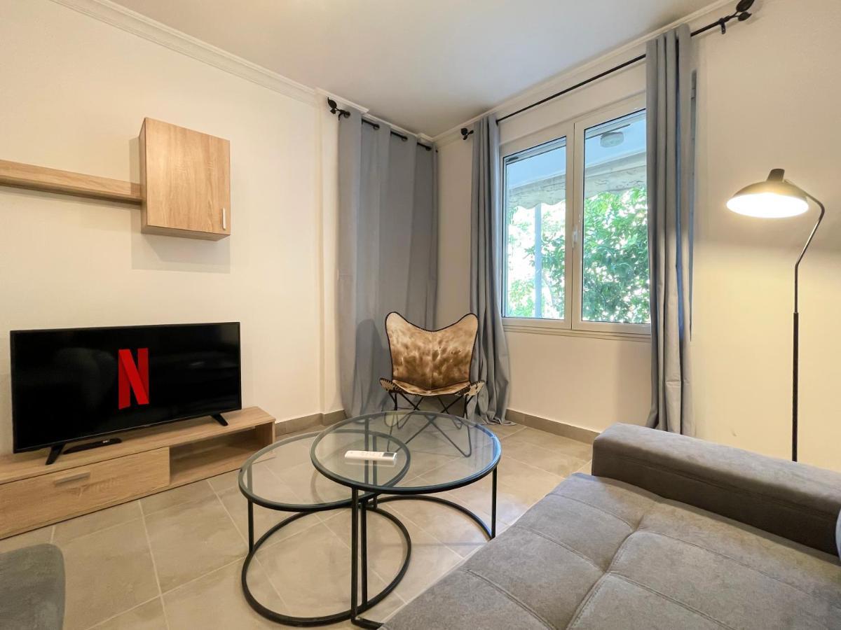 Downtown Retreat 67sqm In Neos Kosmos